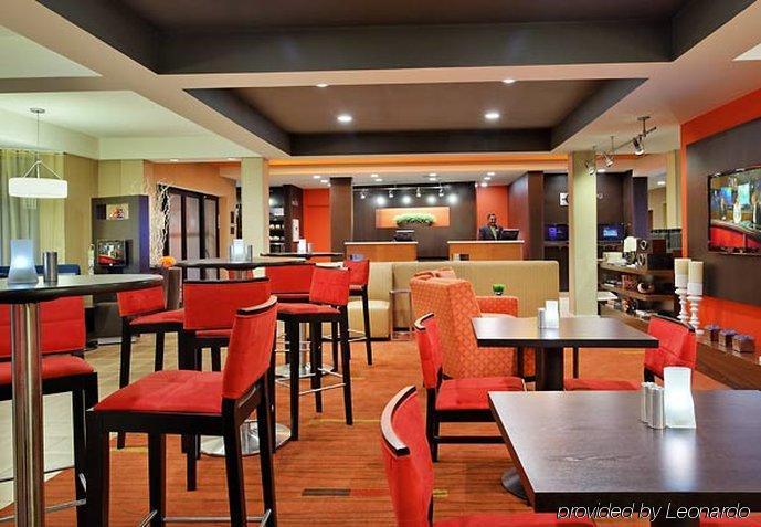 北塔拉哈西庭院酒店/I-10首府环路 餐厅 照片
